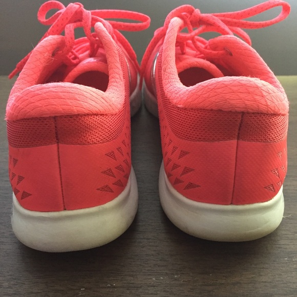 Worn once! Neon pink new balance sneakers 👟 - Picture 3 of 4